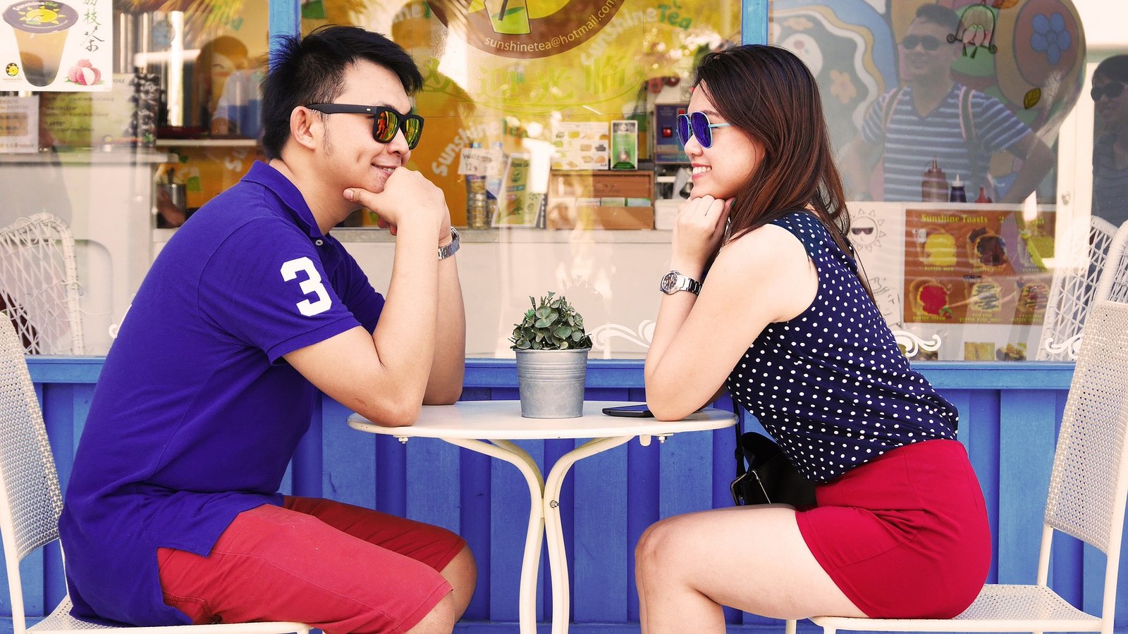 Top Red Flags to Look Out for When Dating Again